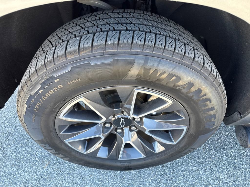 Used 2021 Chevrolet Tahoe Z71 w/ Z71 Signature Package image 13