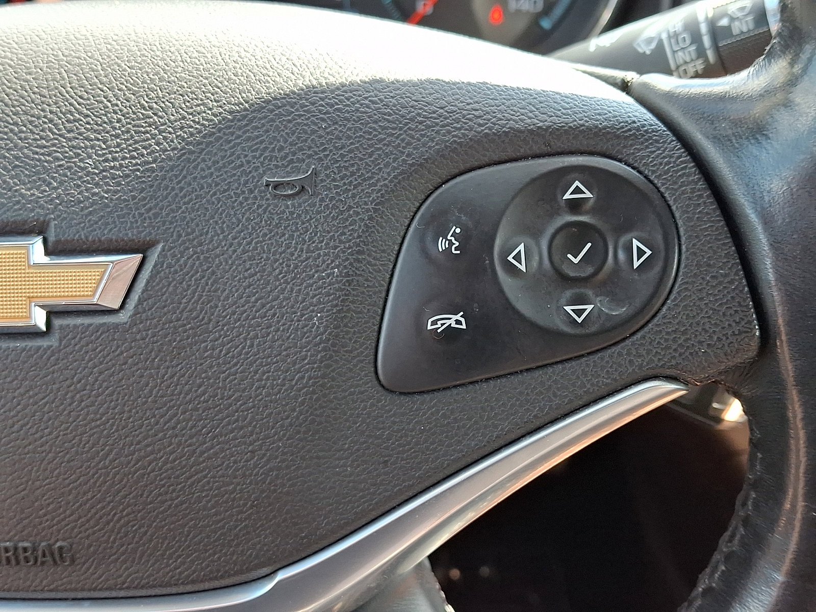 Used 2017 Chevrolet Impala LT FWD image 20