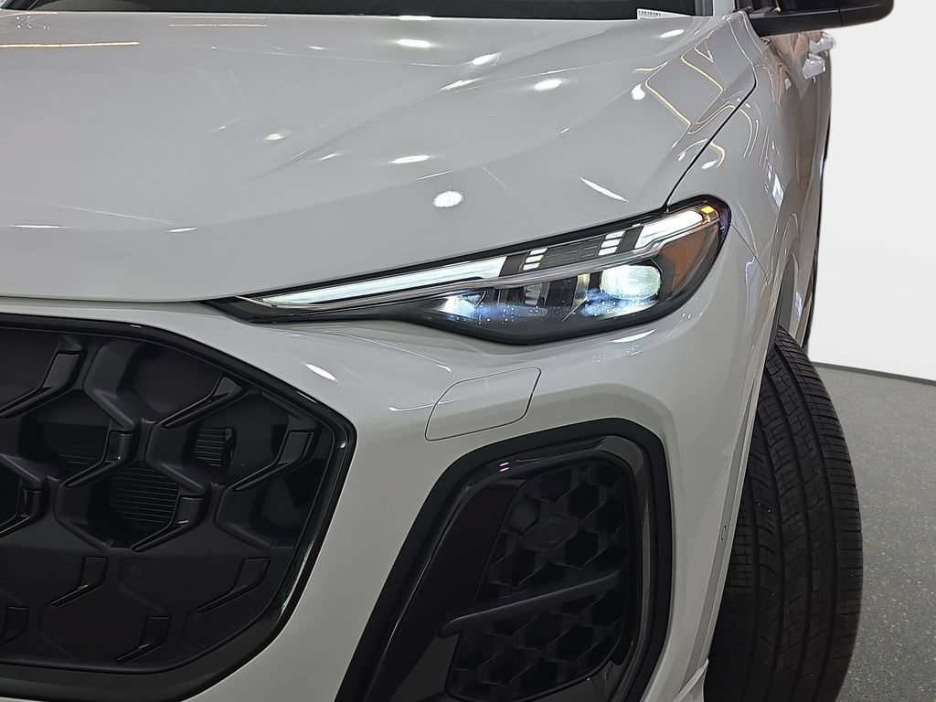 New 2026 Audi SQ5 Premium Plus AWD/4WD image 32
