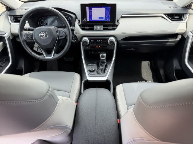 Certified 2023 Toyota RAV4 XLE Premium AWD/4WD image 10