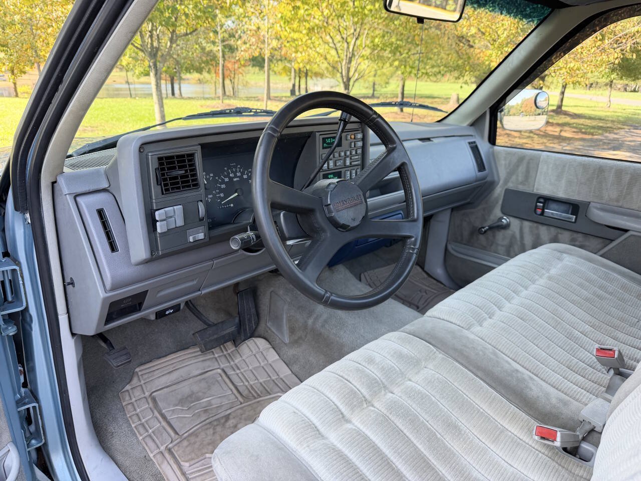 Used 1992 Chevrolet Silverado 1500 2WD Regular Cab image 12