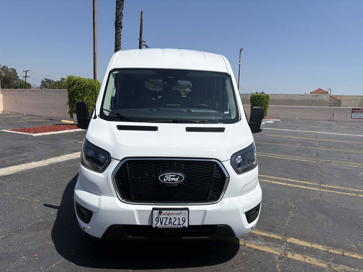Used 2026 Ford Transit 350 XLT image 4