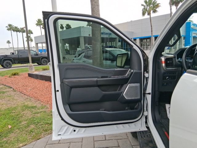 Used 2023 Ford F150 Raptor AWD/4WD image 12