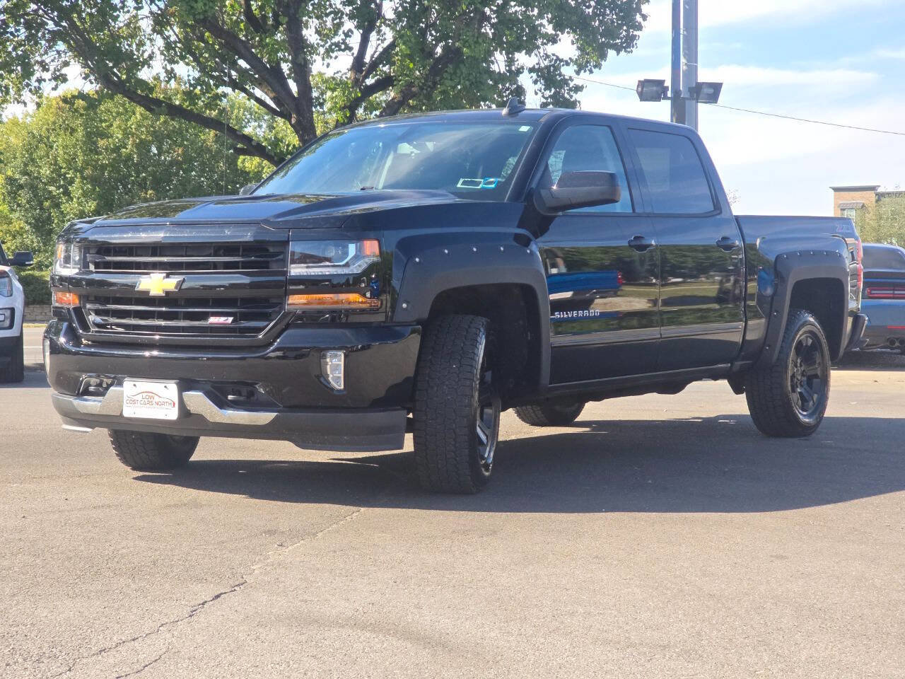 Used 2017 Chevrolet Silverado 1500 LT w/ All Star Edition image 12