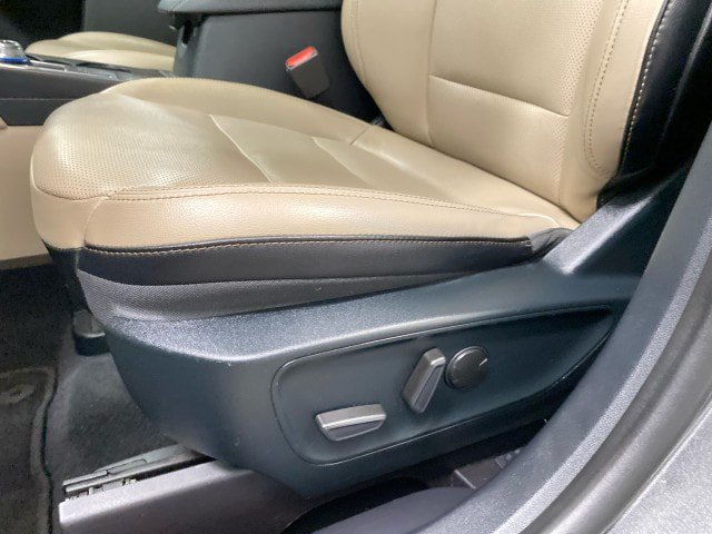 Used 2020 Ford Escape SEL AWD/4WD image 17
