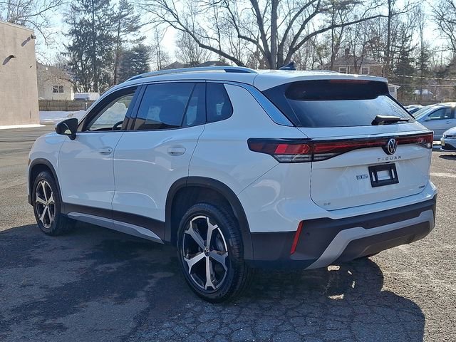 Certified 2025 Volkswagen Tiguan SE w/ Panoramic Sunroof Package AWD/4WD image 7