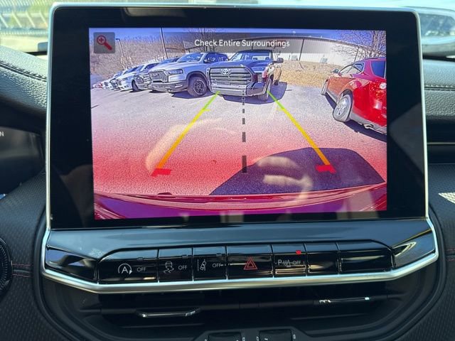 Used 2025 Jeep Compass Trailhawk w/ Trailhawk Elite Group image 42