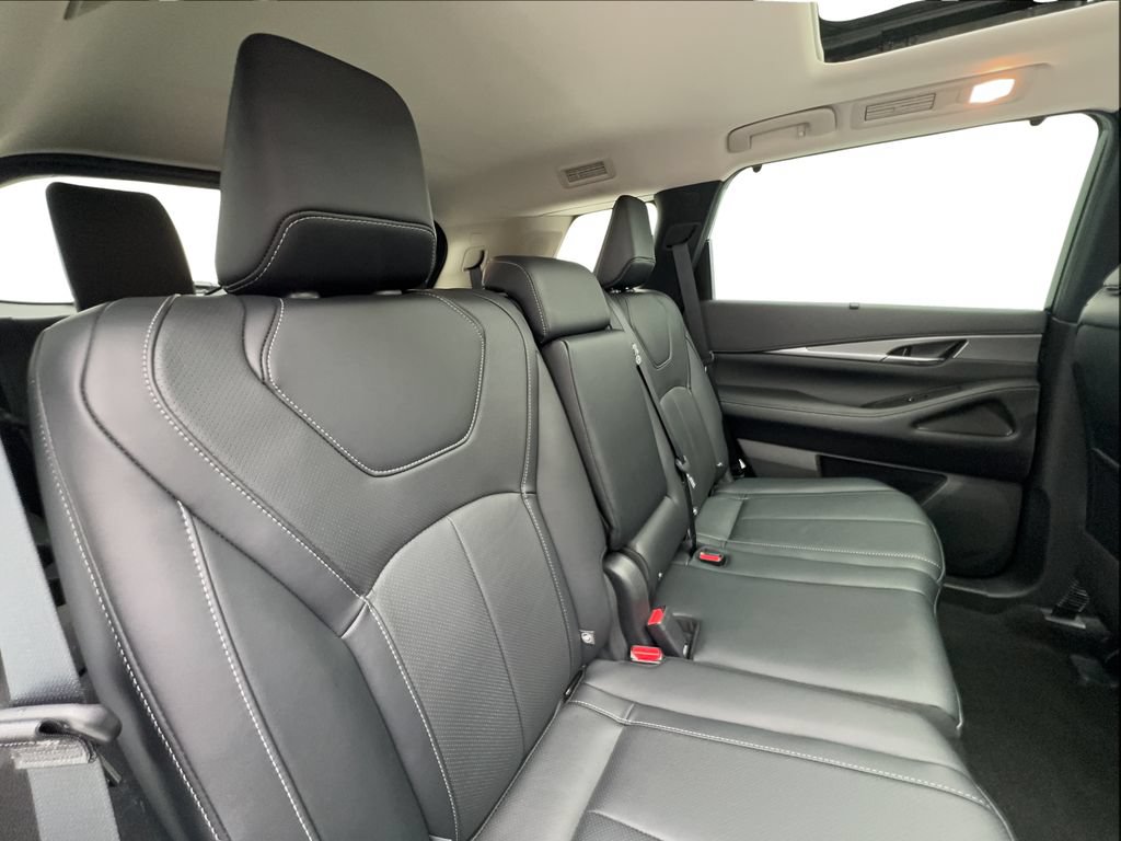 Used 2024 INFINITI QX60 Luxe w/ Cargo Package AWD/4WD image 30