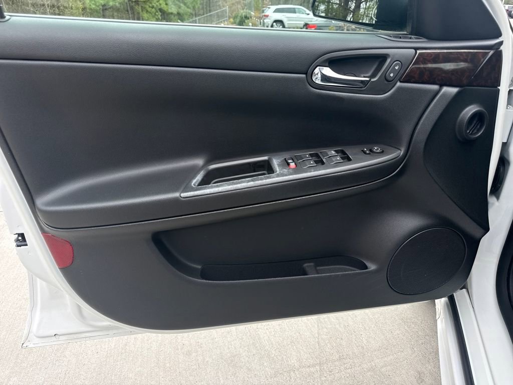 Used 2016 Chevrolet Impala LS image 14