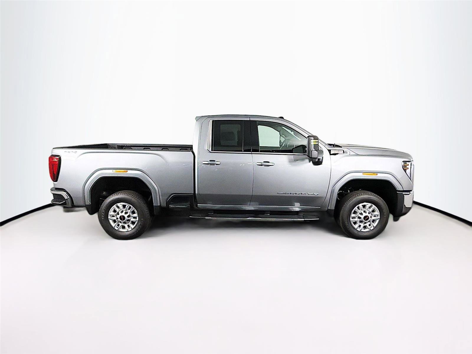 New 2026 GMC Sierra 2500 SLE w/ SLE Value Package; image 8