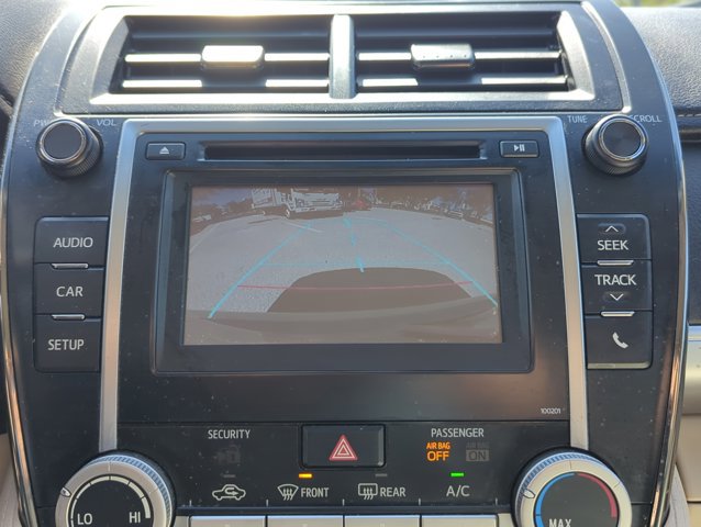 Used 2014 Toyota Camry LE image 19