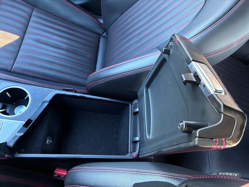 Used 2023 Genesis G70 2.0T w/ Sport Prestige Package AWD/4WD image 38