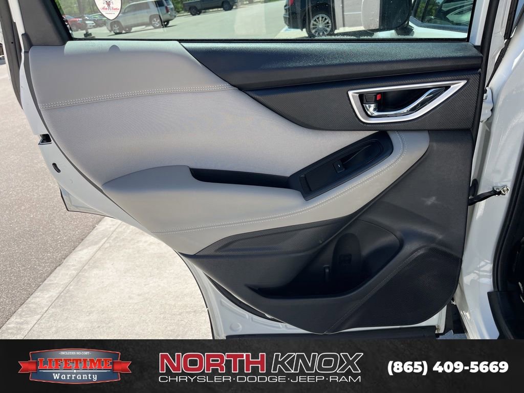 Used 2023 Subaru Forester Premium AWD/4WD image 15