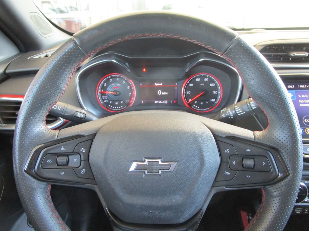 Used 2022 Chevrolet TrailBlazer RS w/ Sun and Liftgate Package image 28