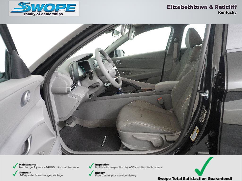 New 2026 Hyundai Elantra Hybrid FWD image 12