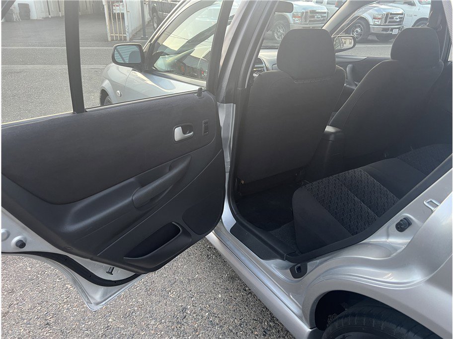 Used 2002 MAZDA Protege5 image 10