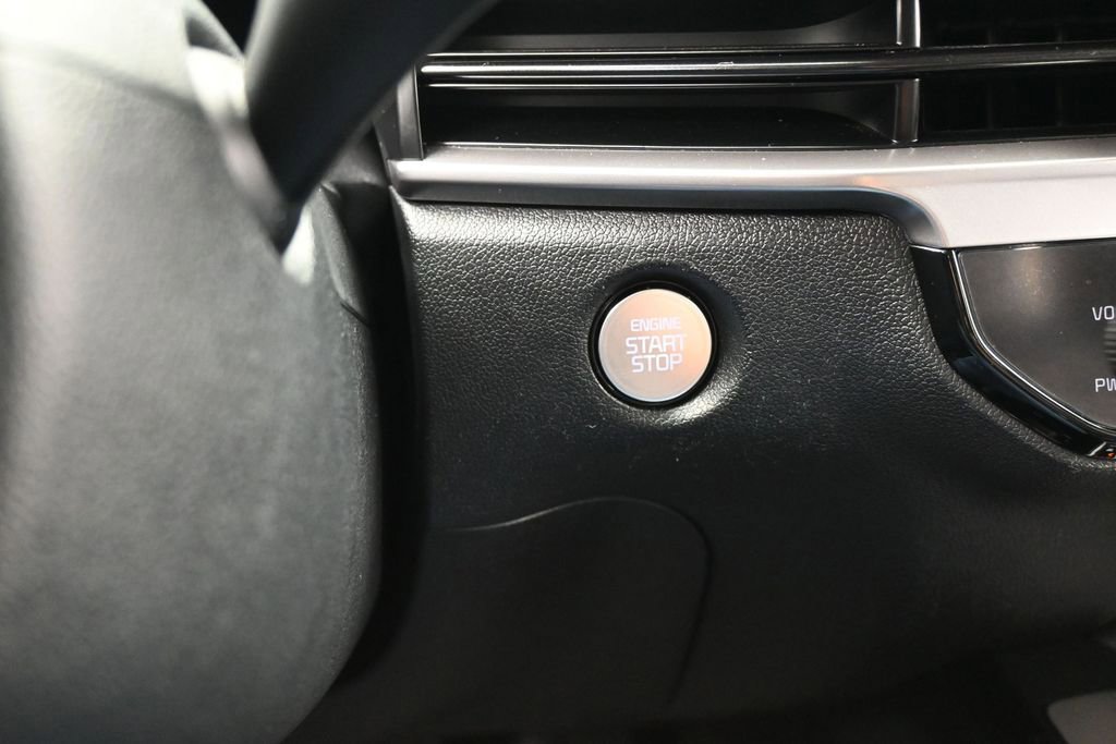 Used 2025 Kia Sorento S FWD image 30