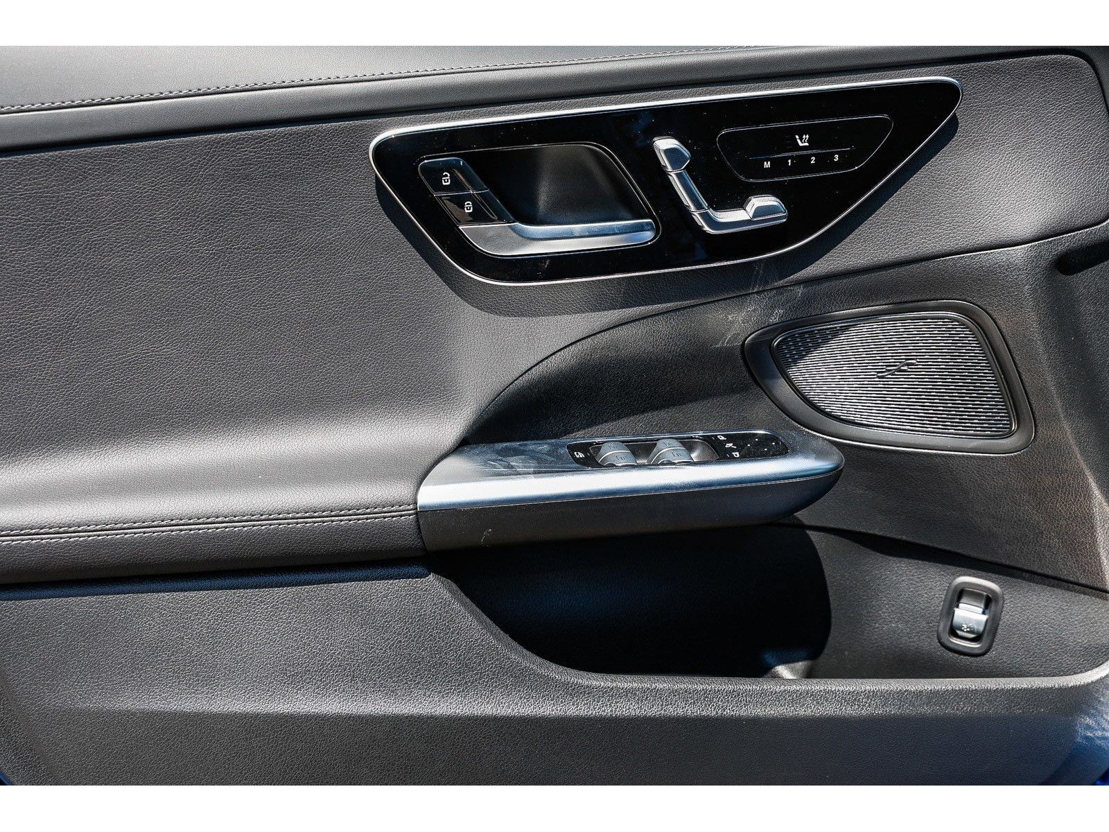 New 2025 Mercedes-Benz C 300 Sedan image 21