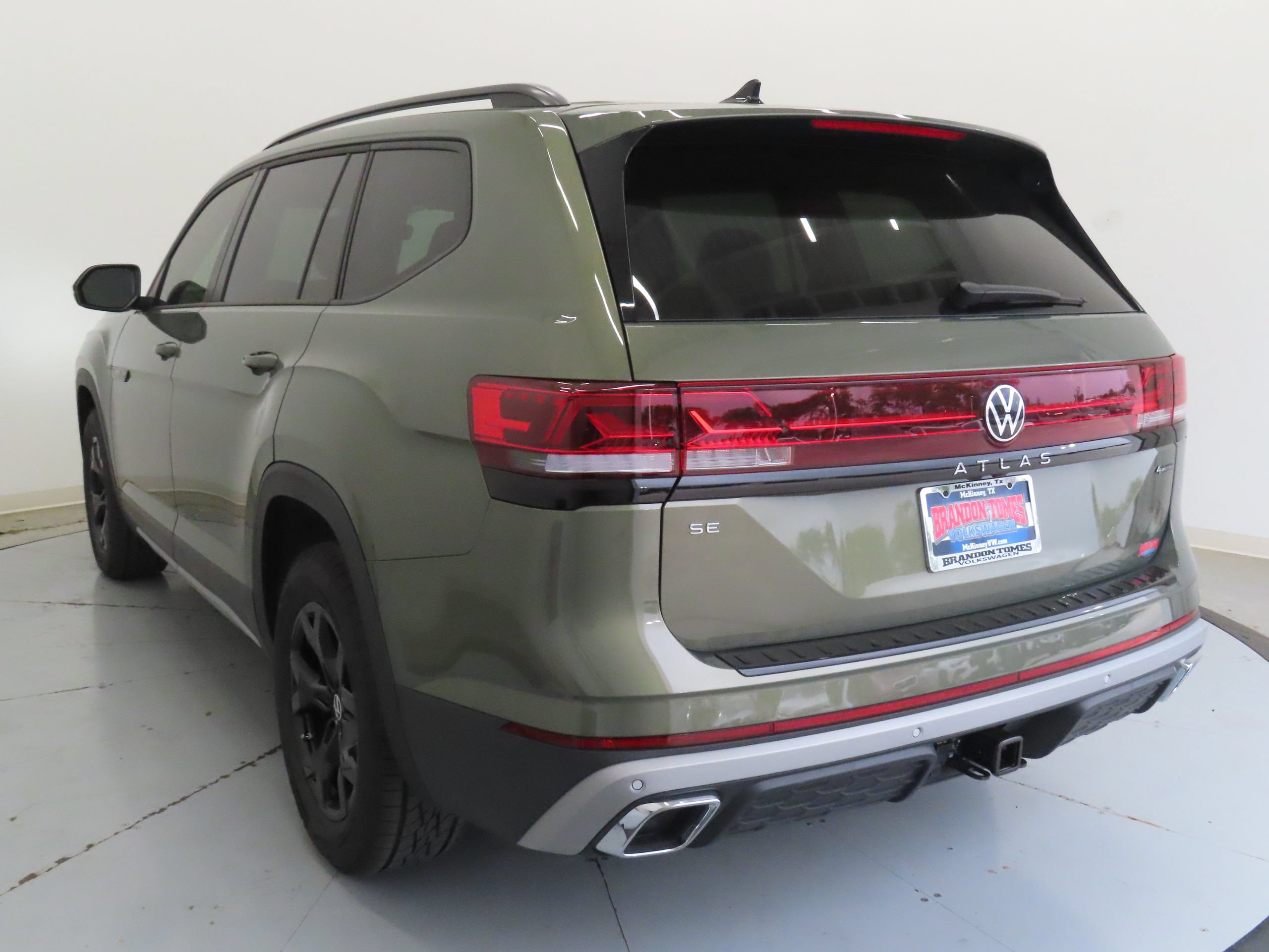 New 2026 Volkswagen Atlas Peak Edition AWD/4WD image 6