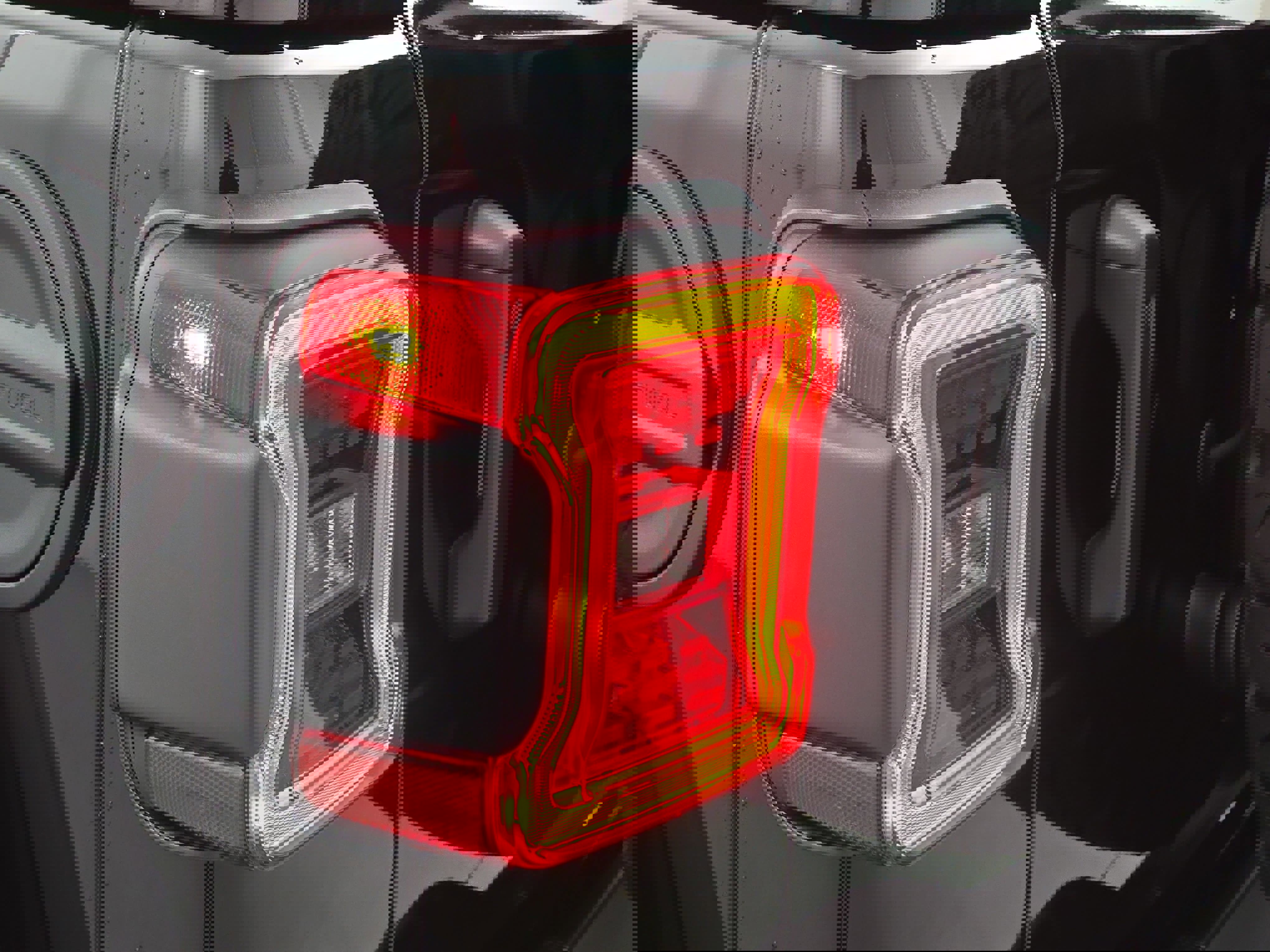 Used 2025 Jeep Wrangler Rubicon image 33