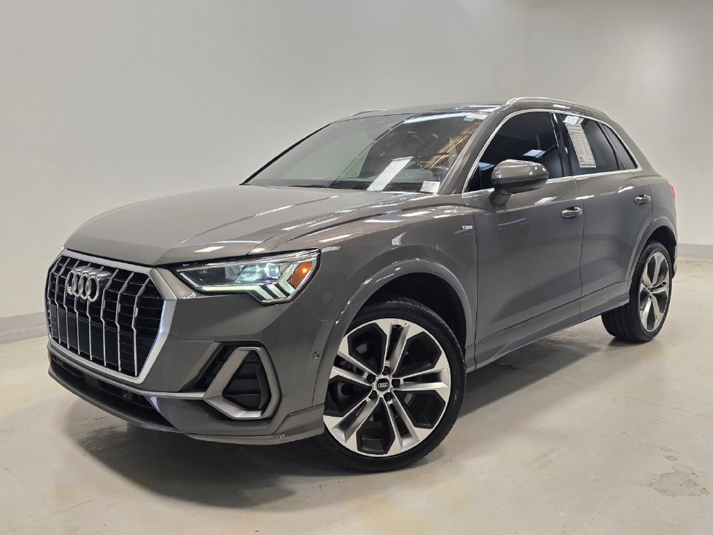 Used 2021 Audi Q3 2.0T Premium Plus w/ Premium Plus Package AWD/4WD image 32