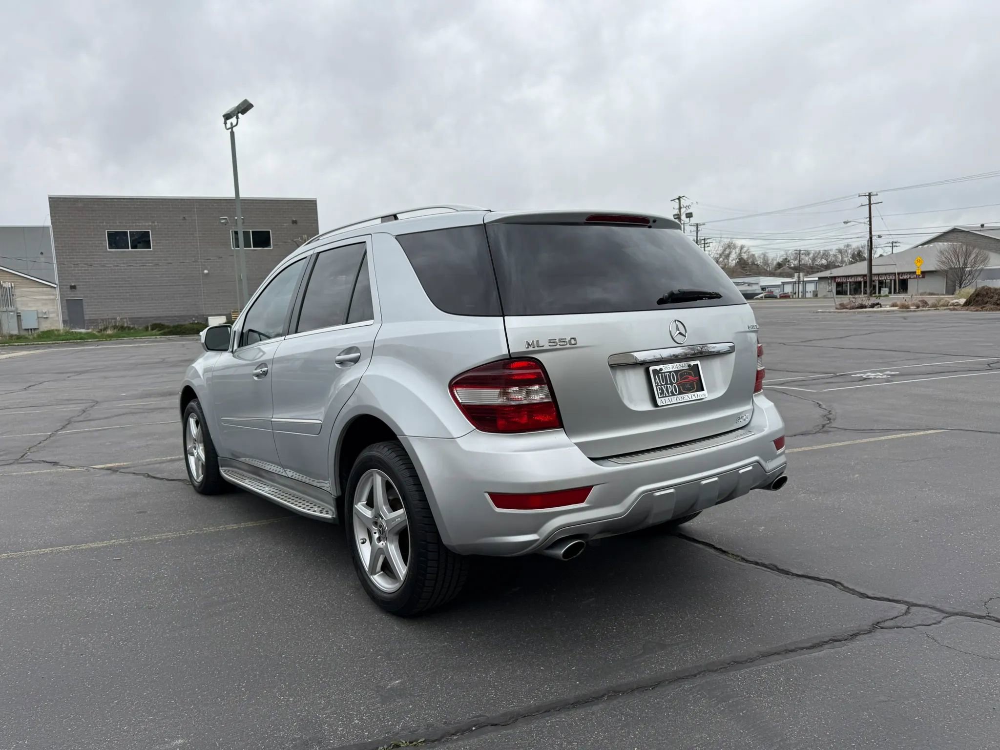 Used 2010 Mercedes-Benz ML 550 4MATIC image 7