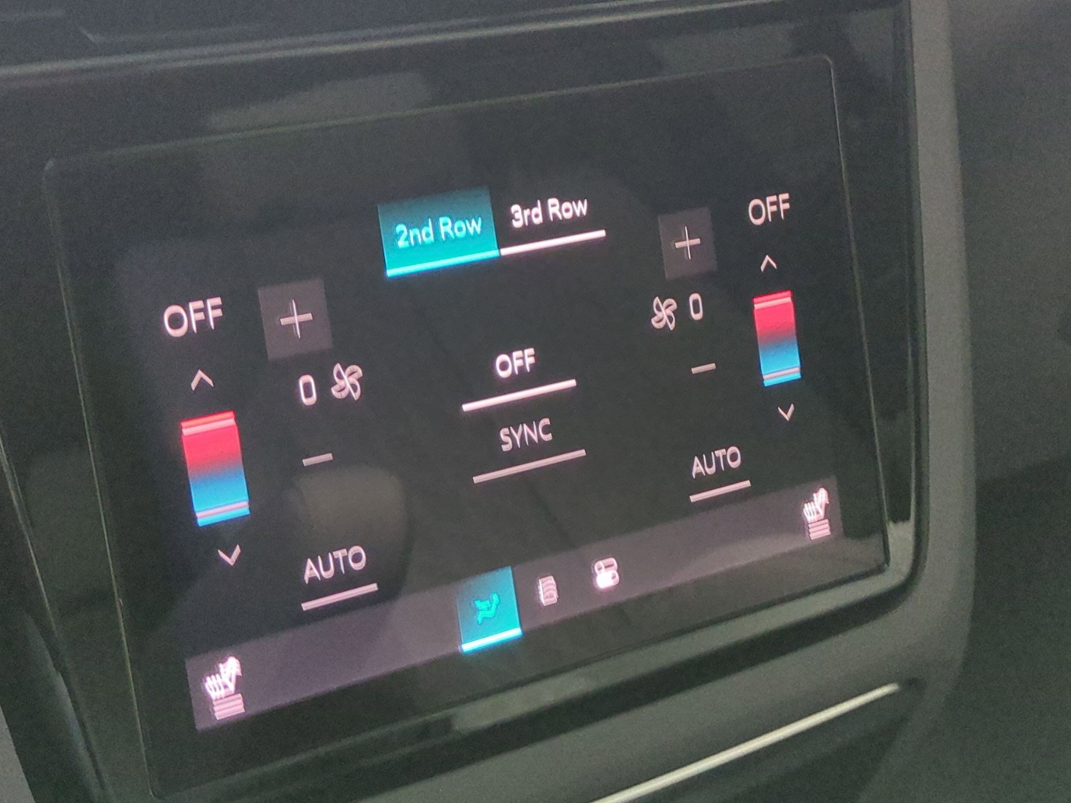 Used 2025 Cadillac Escalade IQ Sport 1 w/ Smart Trailering package image 36