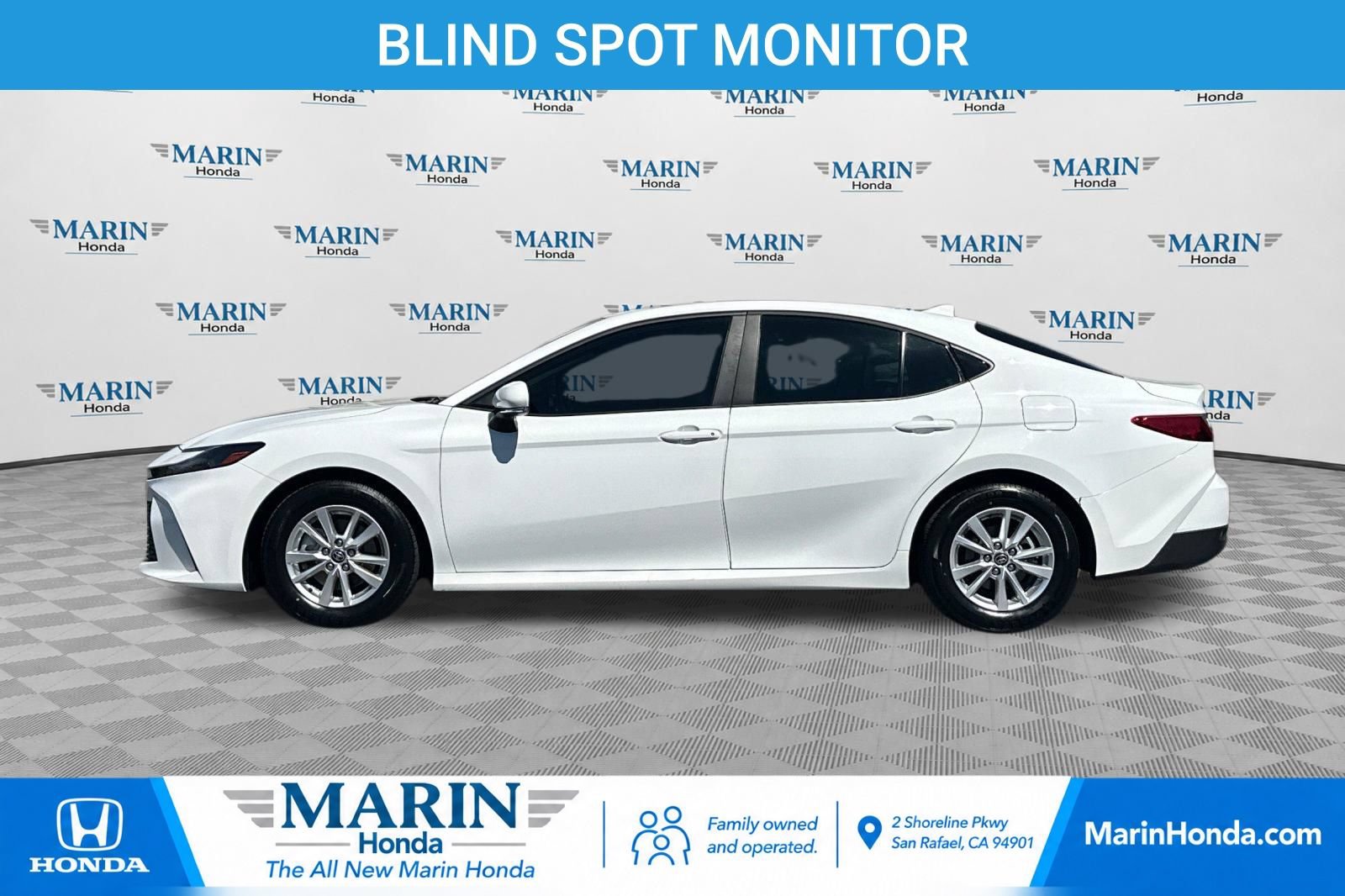 Used 2025 Toyota Camry LE w/ Convenience Package FWD image 6