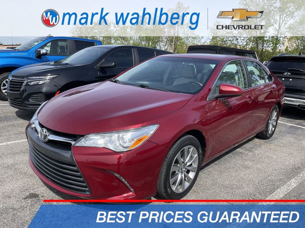 Used 2017 Toyota Camry XLE w/ Moonroof Package FWD image 1