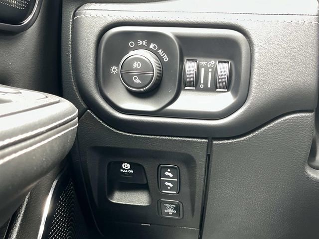Used 2025 RAM 1500 Limited AWD/4WD image 28