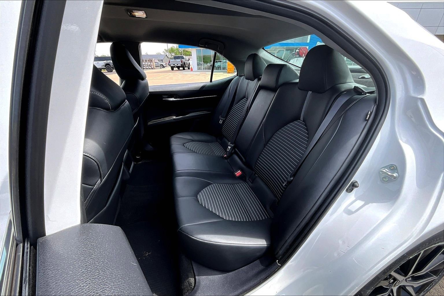 Used 2023 Toyota Camry SE image 26