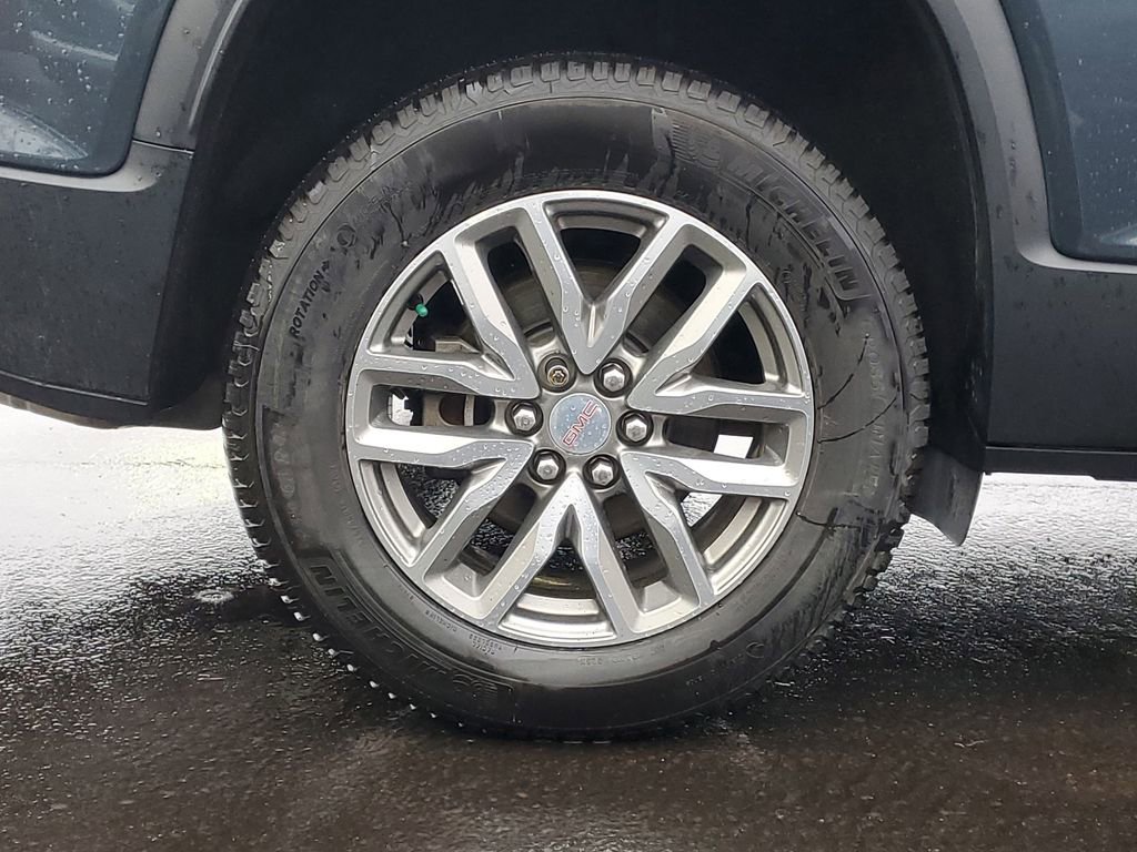 Used 2019 GMC Acadia SLE image 36