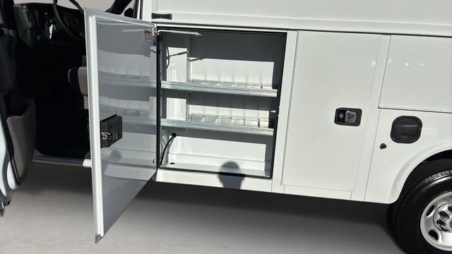 New 2025 Chevrolet Express 3500 w/ Power Convenience Package RWD image 9