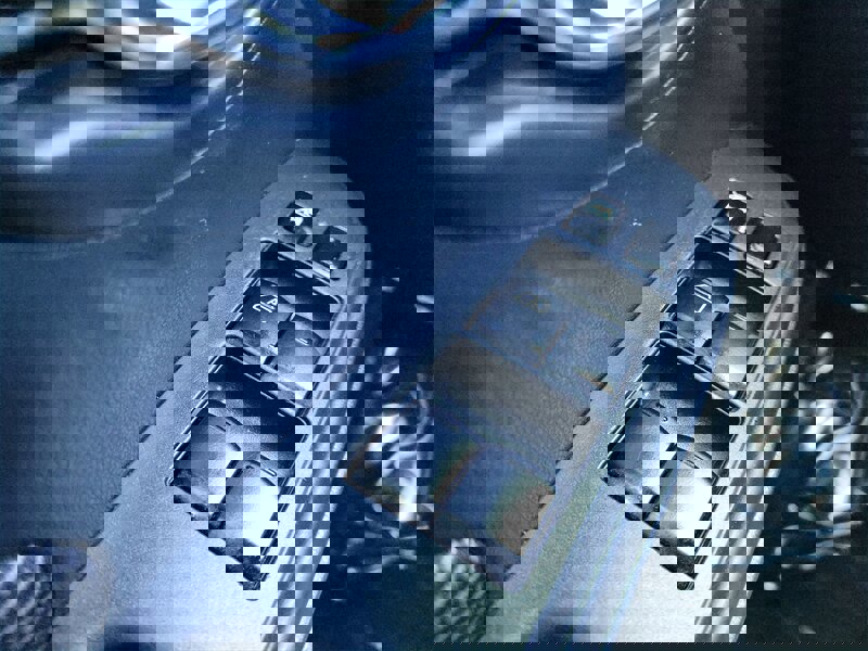 Used 2019 Nissan Versa SV image 27