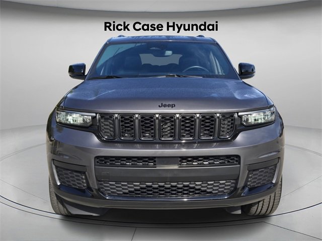 Used 2022 Jeep Grand Cherokee L Laredo image 5