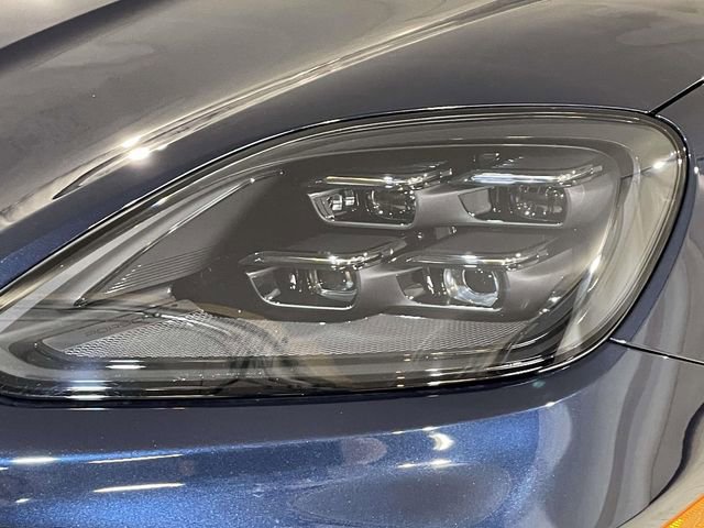 New 2026 Porsche Cayenne GTS image 11