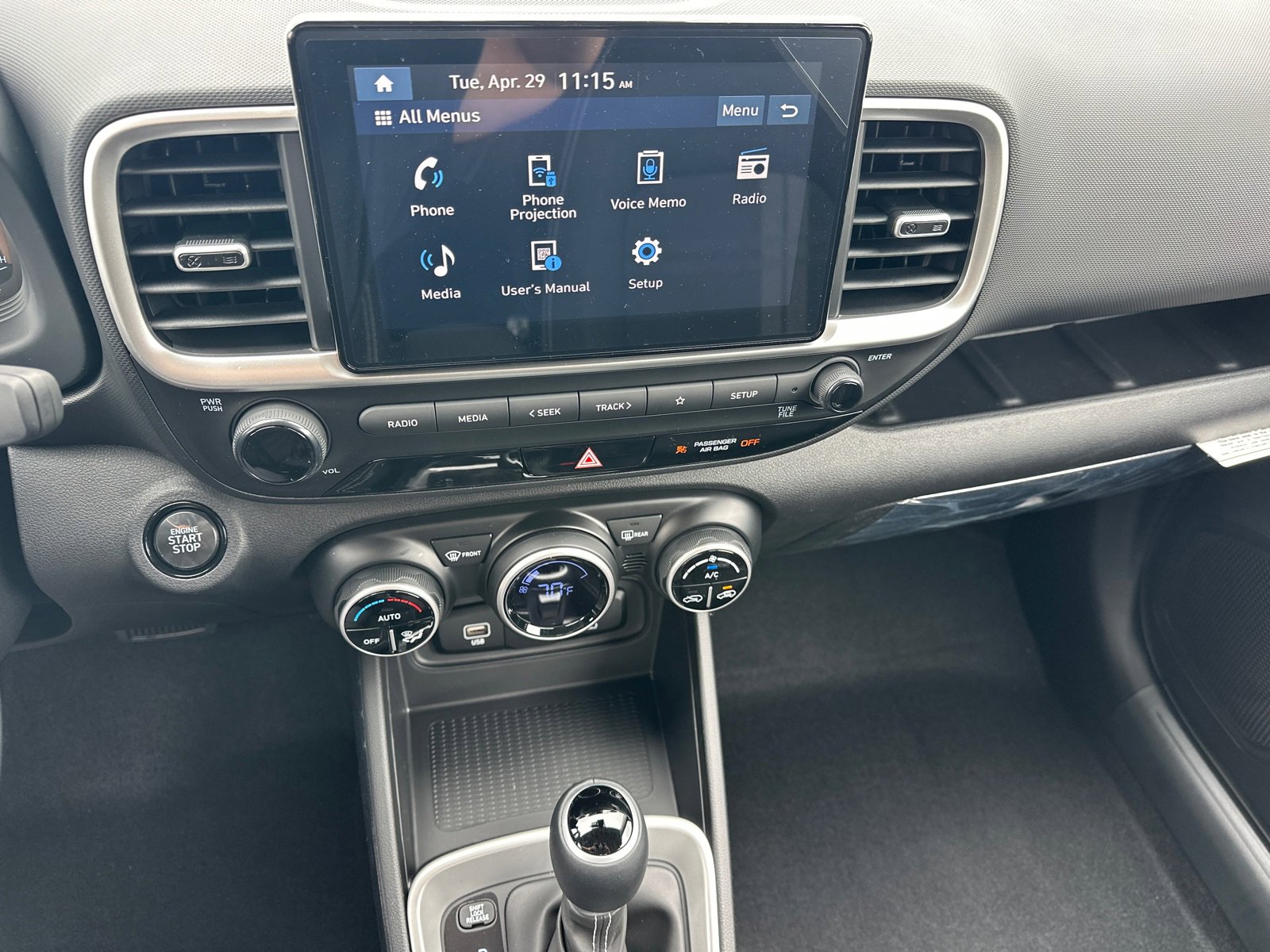 New 2025 Hyundai Venue SEL image 22