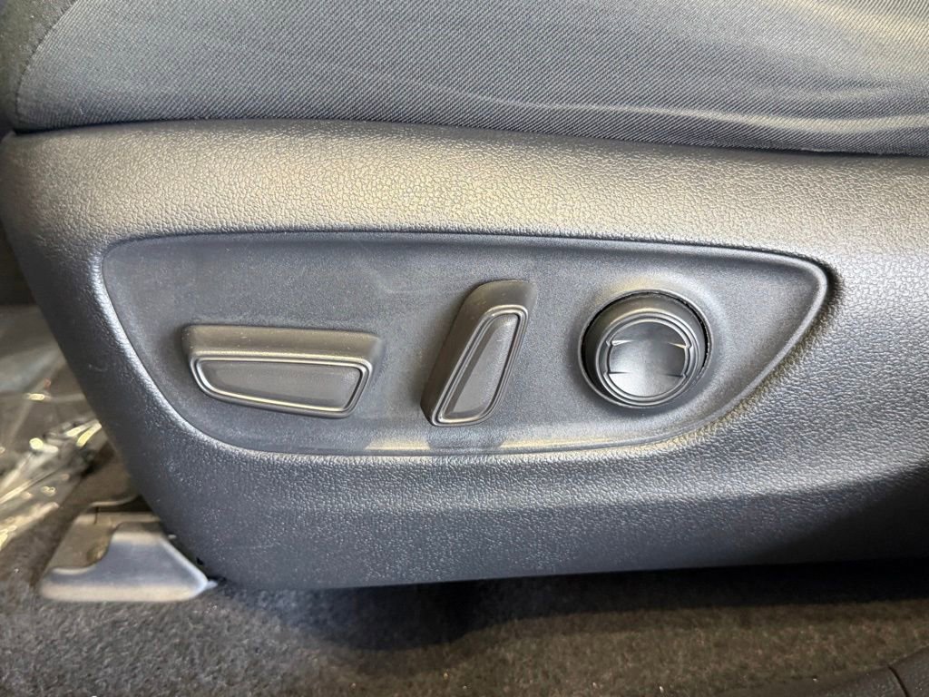 Certified 2021 Toyota RAV4 XLE AWD/4WD image 21