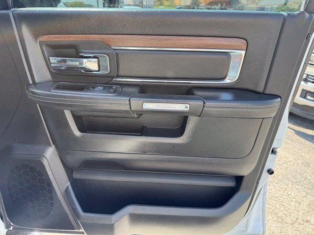 Used 2018 RAM 2500 Laramie AWD/4WD image 16