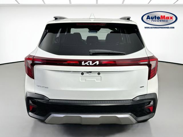 Used 2024 Kia Seltos S AWD/4WD image 7