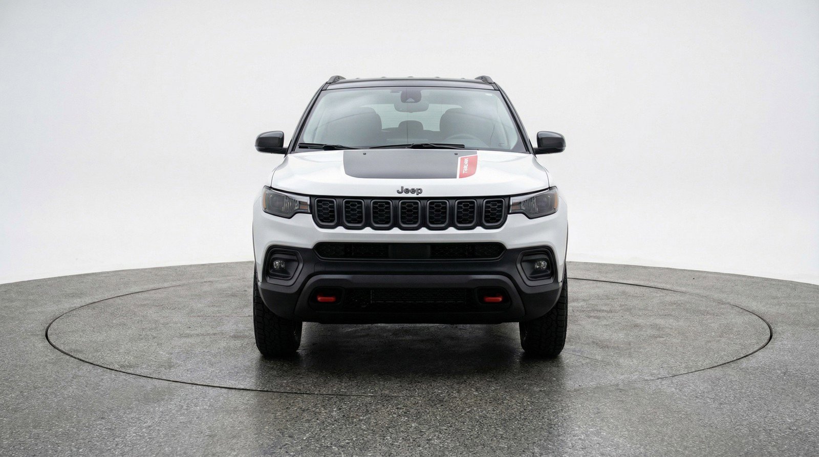 Used 2025 Jeep Compass Trailhawk image 2