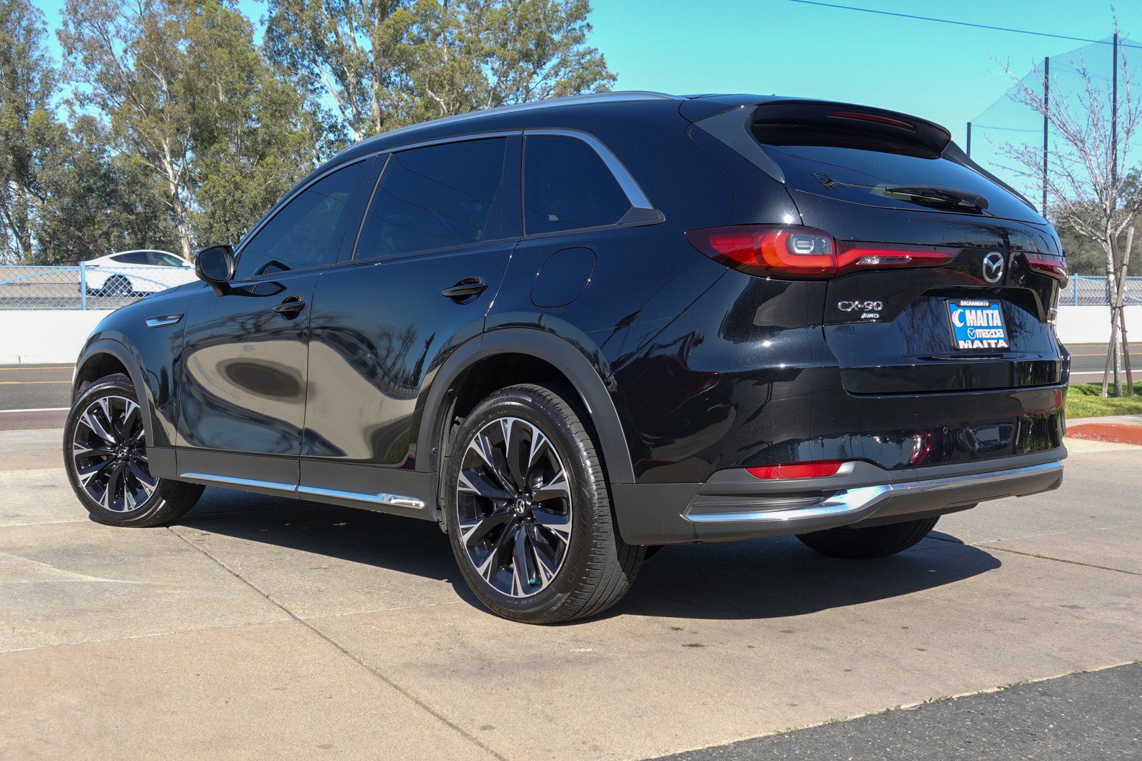 Certified 2024 MAZDA CX-90 Plug-In Hybrid w/ Premium Plus image 8