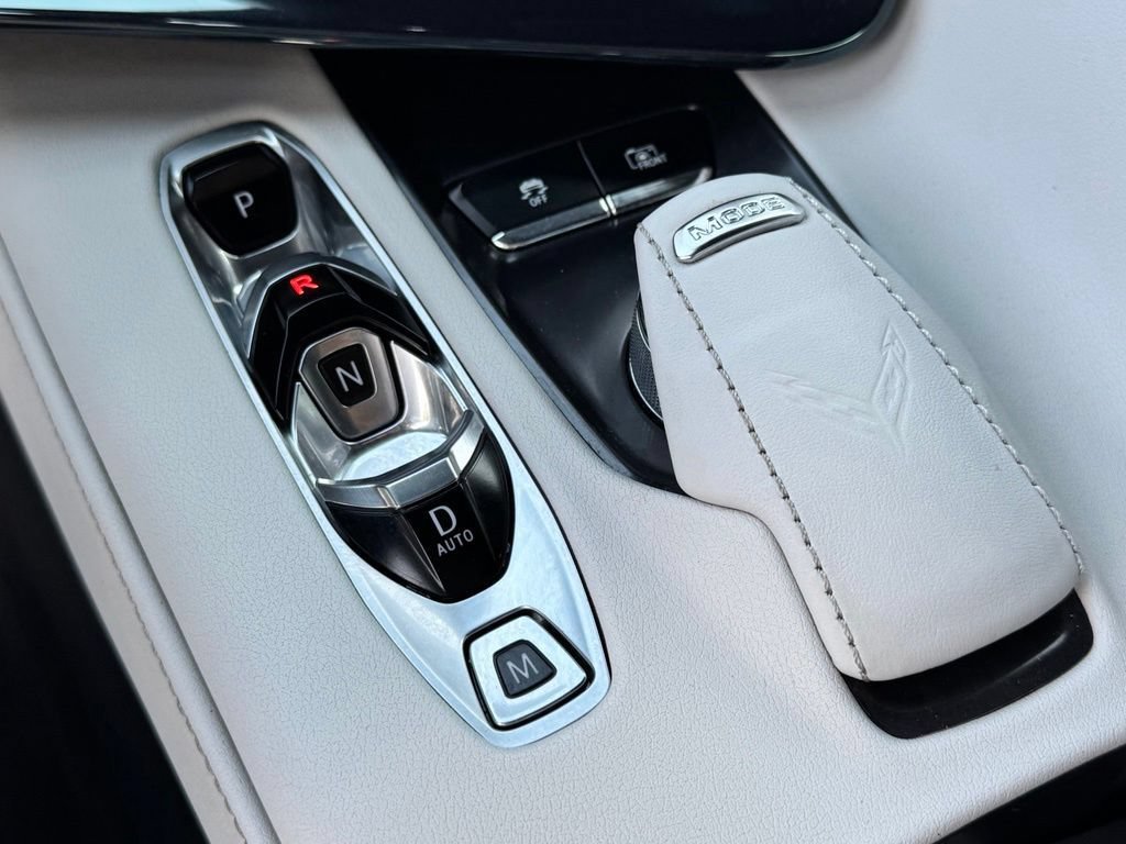 Used 2024 Chevrolet Corvette Stingray Preferred Cpe w/ Stealth Interior Trim Package RWD image 32