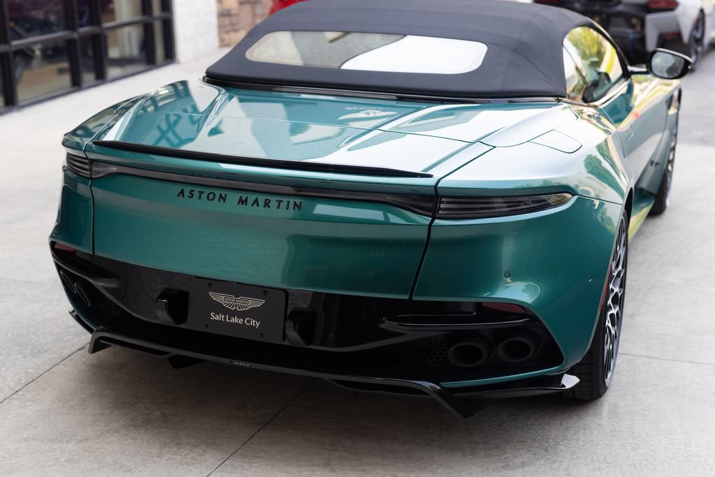 Used 2023 Aston Martin DBS Superleggera Volante RWD image 19