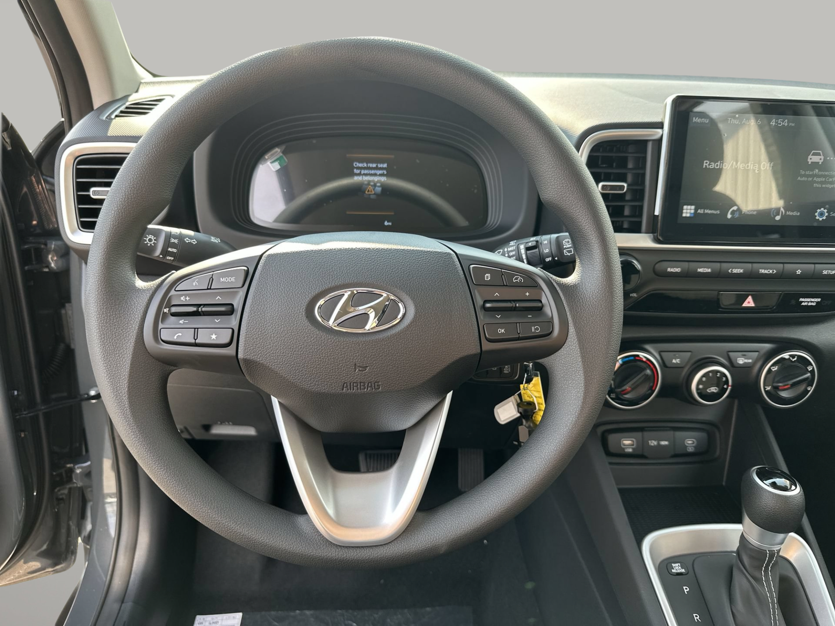 New 2026 Hyundai Venue SE FWD image 11