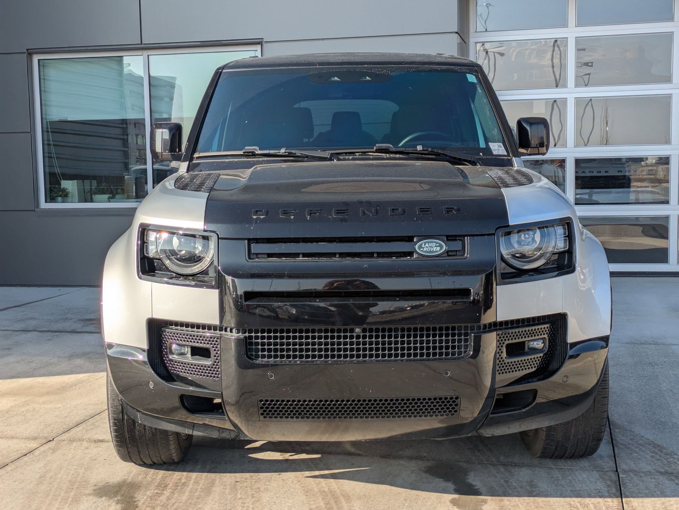 Certified 2023 Land Rover Defender 130 X image 2