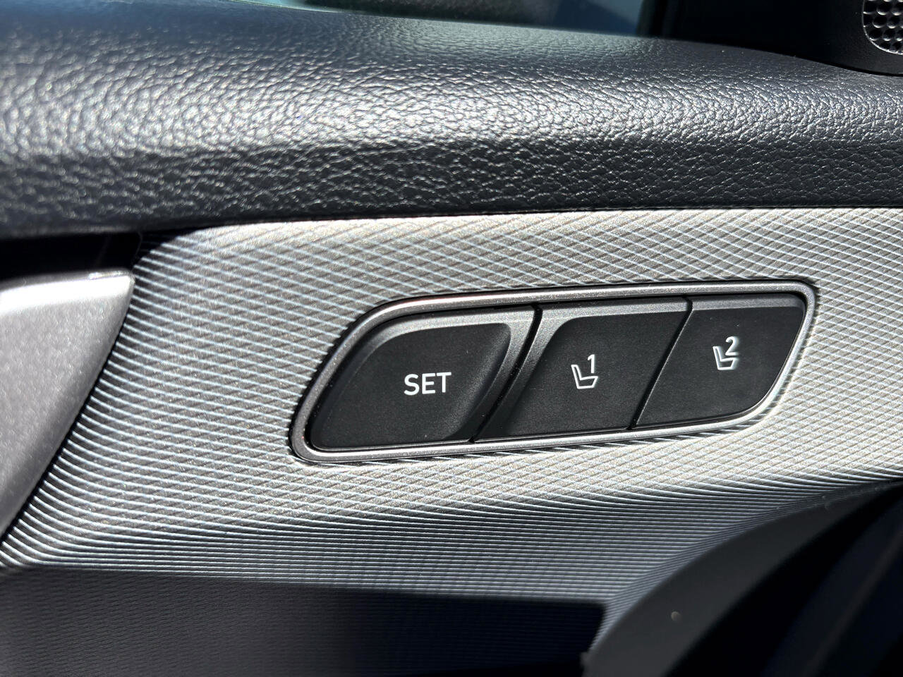 Used 2022 Hyundai Palisade SEL w/ 8P Bench Seat Package image 14