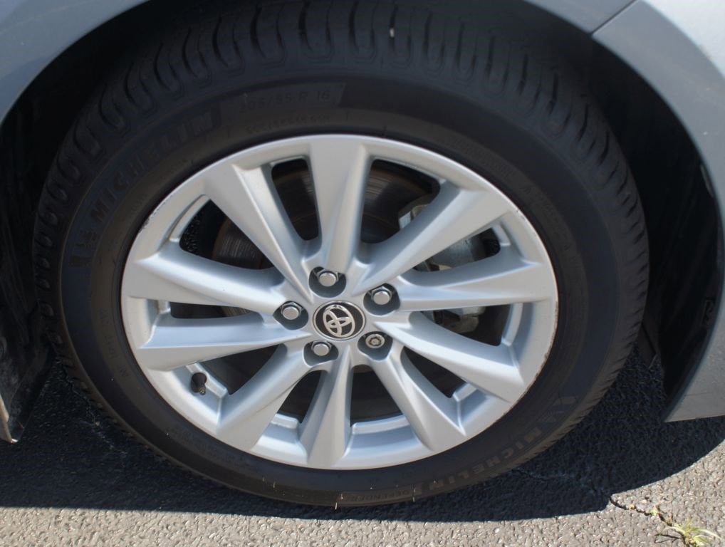 Used 2023 Toyota Corolla LE w/ LE Premium Package FWD image 25