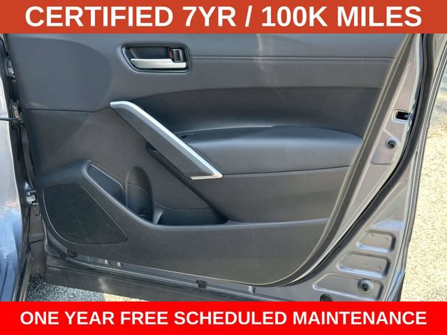 Used 2022 Toyota Corolla Cross XLE w/ Convenience Package AWD/4WD image 8