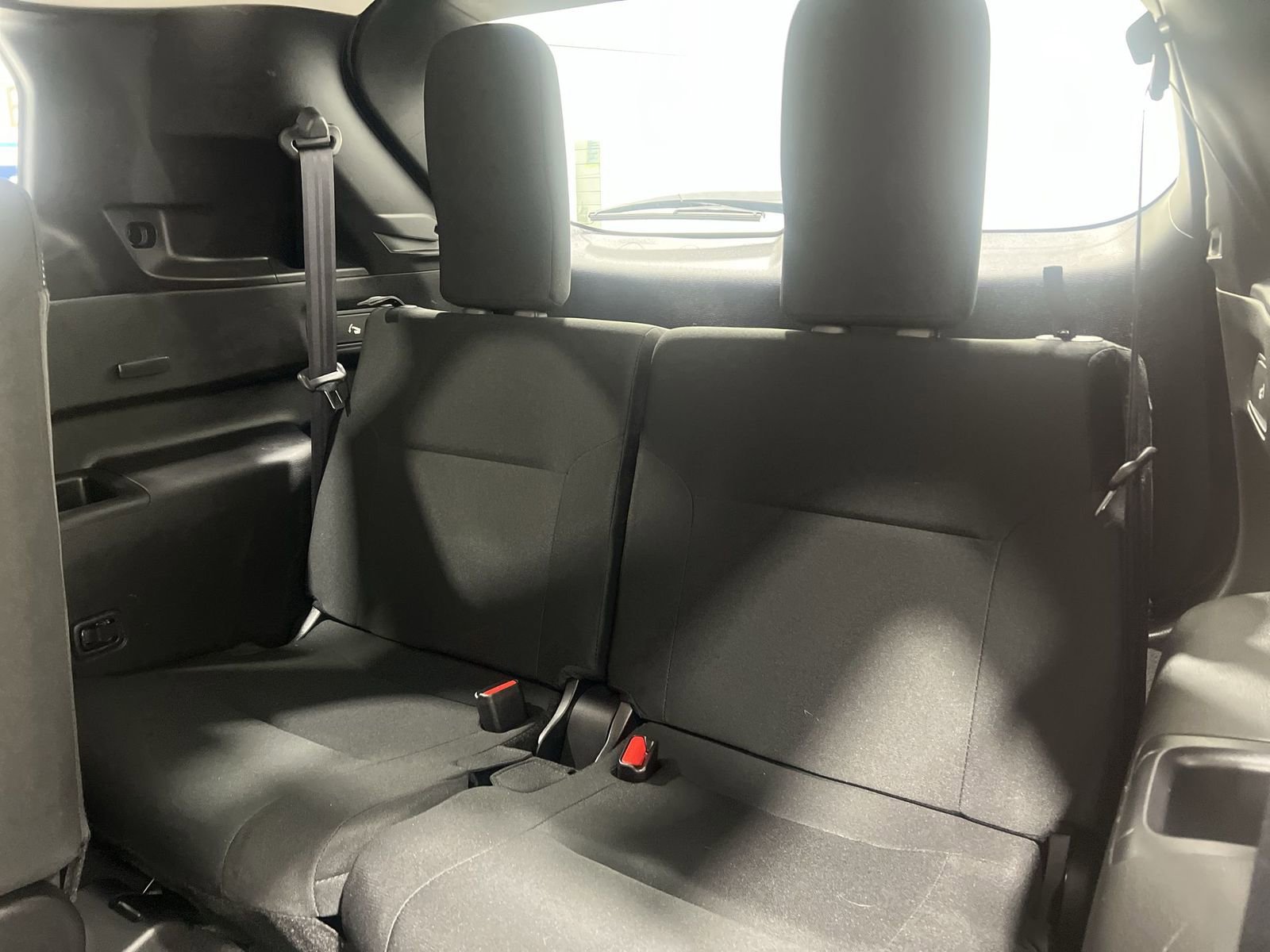 Used 2024 Mitsubishi Outlander ES AWD/4WD image 22